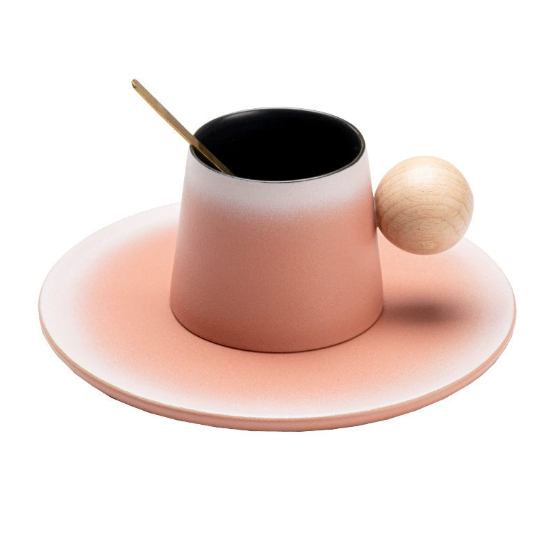 Side view of tea mug set with gift box