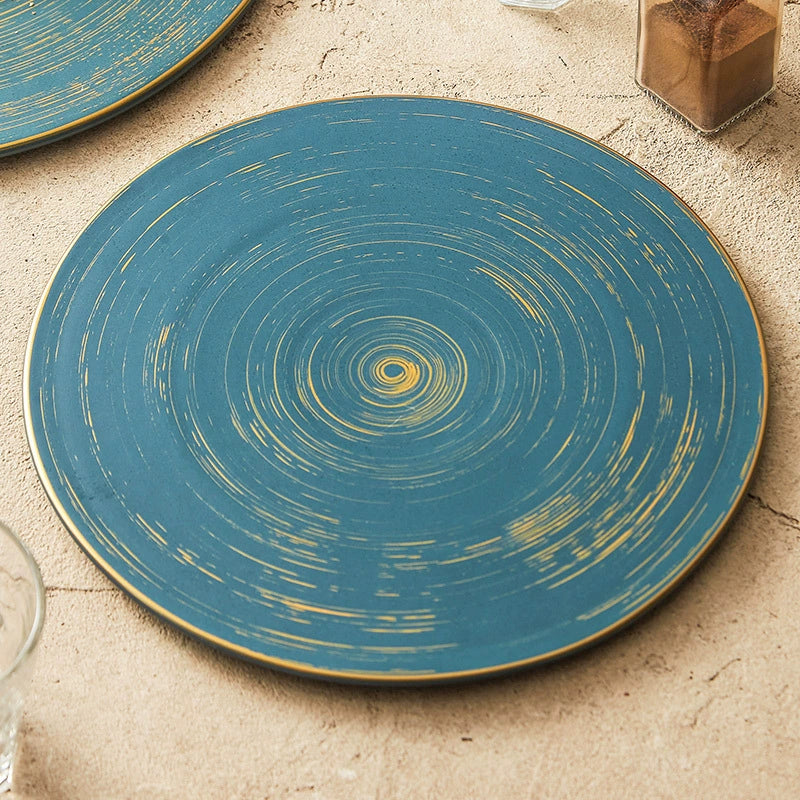 Stoneware plate with concentric brushed design