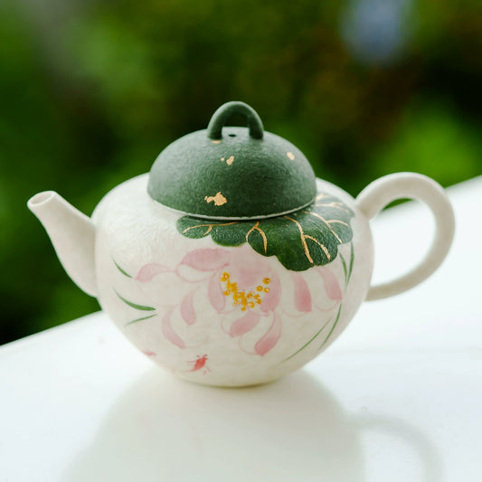Traditional Chinese teapot 120ml ceramic design