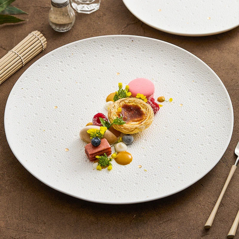 ✨The Art of Subtle Elegance — Fine Dining with Textured White Porcelain Plates