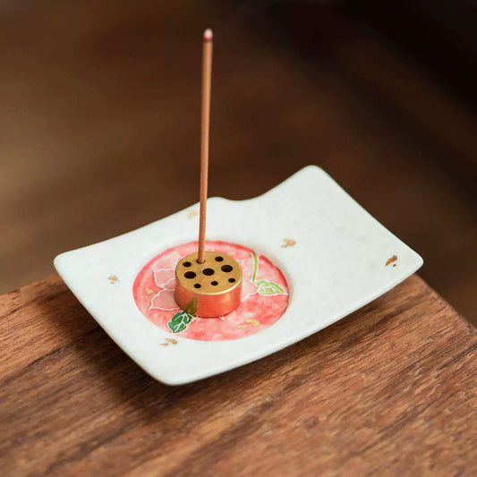 The Fragrance of Stillness — GOSEUNG Lotus Serenity Porcelain Incense Holder