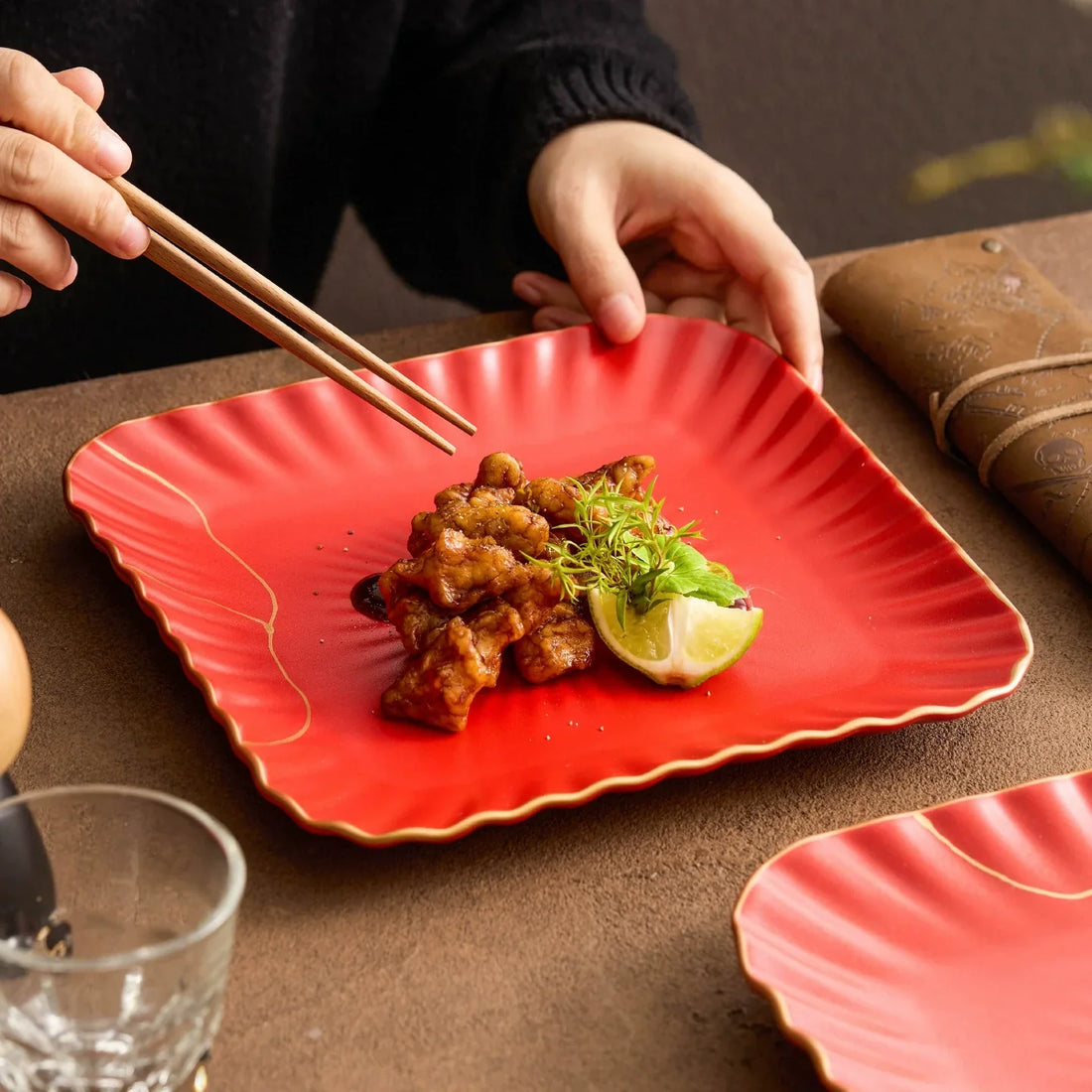 Kintsugi Meets Vermilion — The Artful Beauty of the Red Glazed Square Plate in Modern Dining