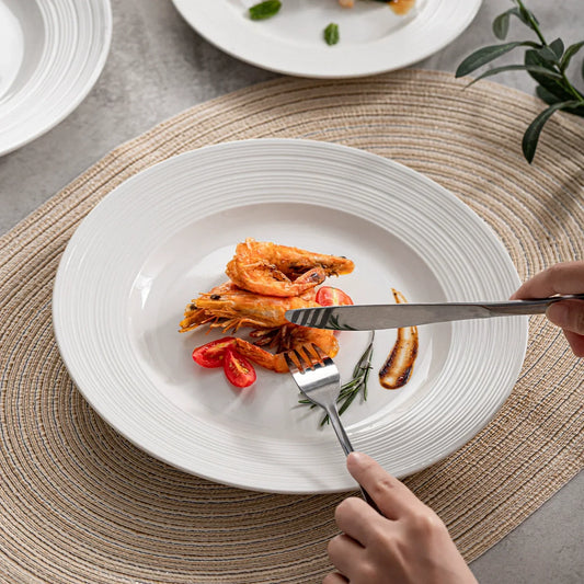 Timeless Rhythm on the Table: The Ribbed Rim Shallow Plate for Modern Fine Dining