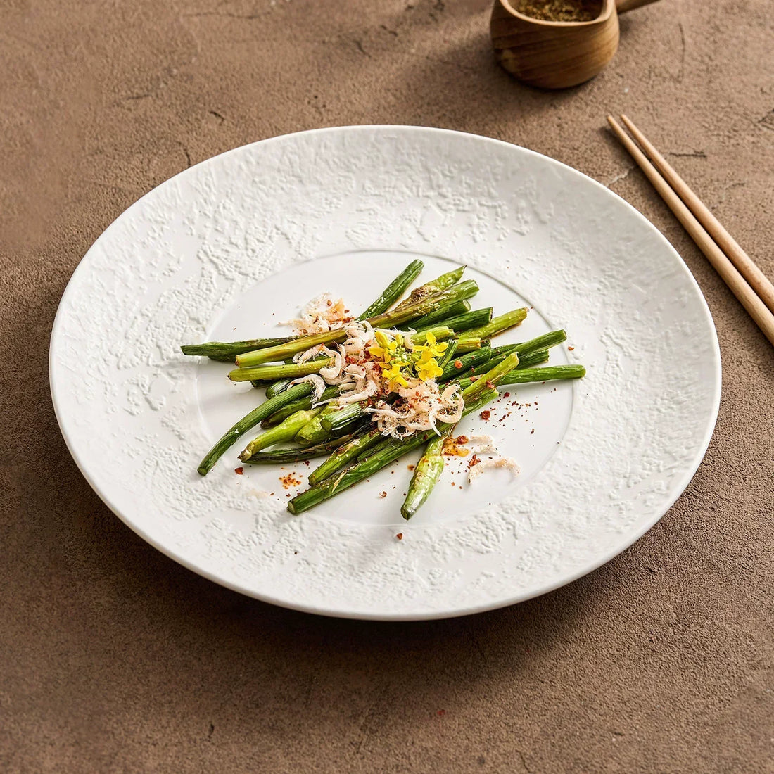 The Canvas of Gastronomy: How Texture Frames the Modern Table