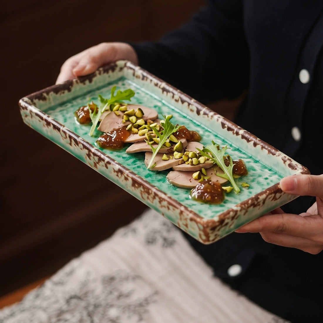 Framed Perfection: The Art of Linear Plating with Emerald Crackle Stoneware