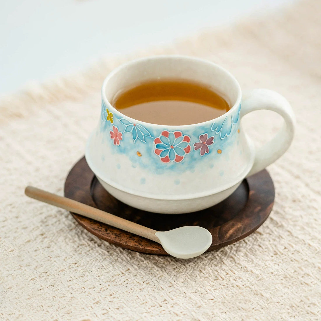 The Art of Aromatic Mindfulness: Exploring the "Yuan Lu" Azure Blossom Edition