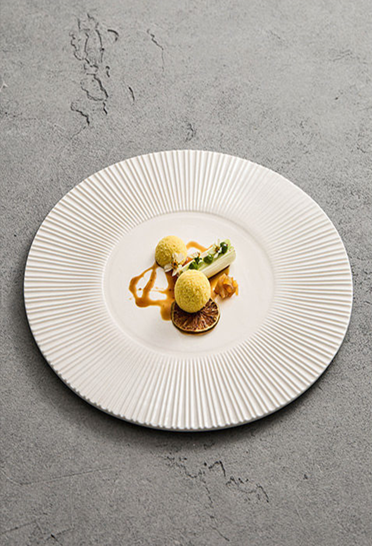 GOSEUNG Heritage Collection matte white textured service dish.