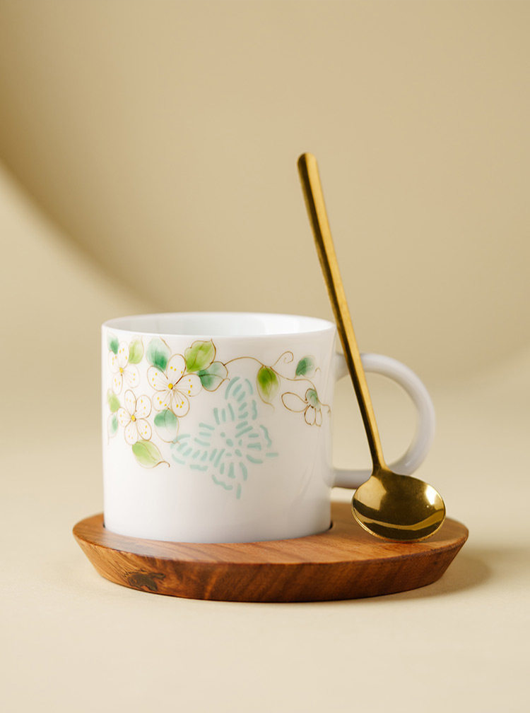 Architectural Form Dinnerware