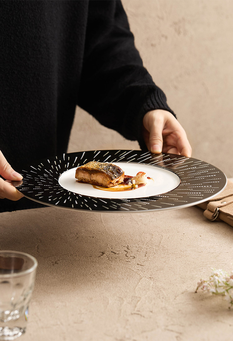 Artisanal "Starry Night Black" plate with a sophisticated matte finish.