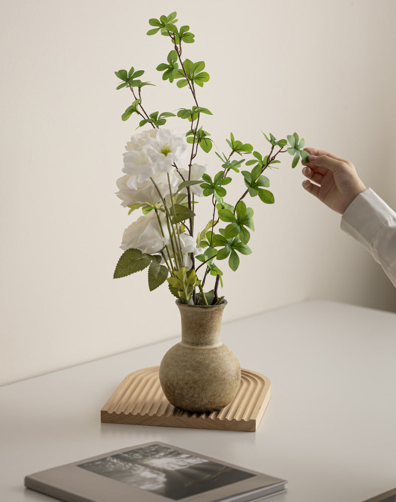 Ceramic flower arrangement vase for Japanese style decor