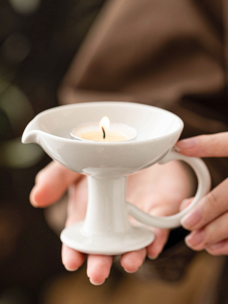 Ceramic pedestal design candle holder for table decoration