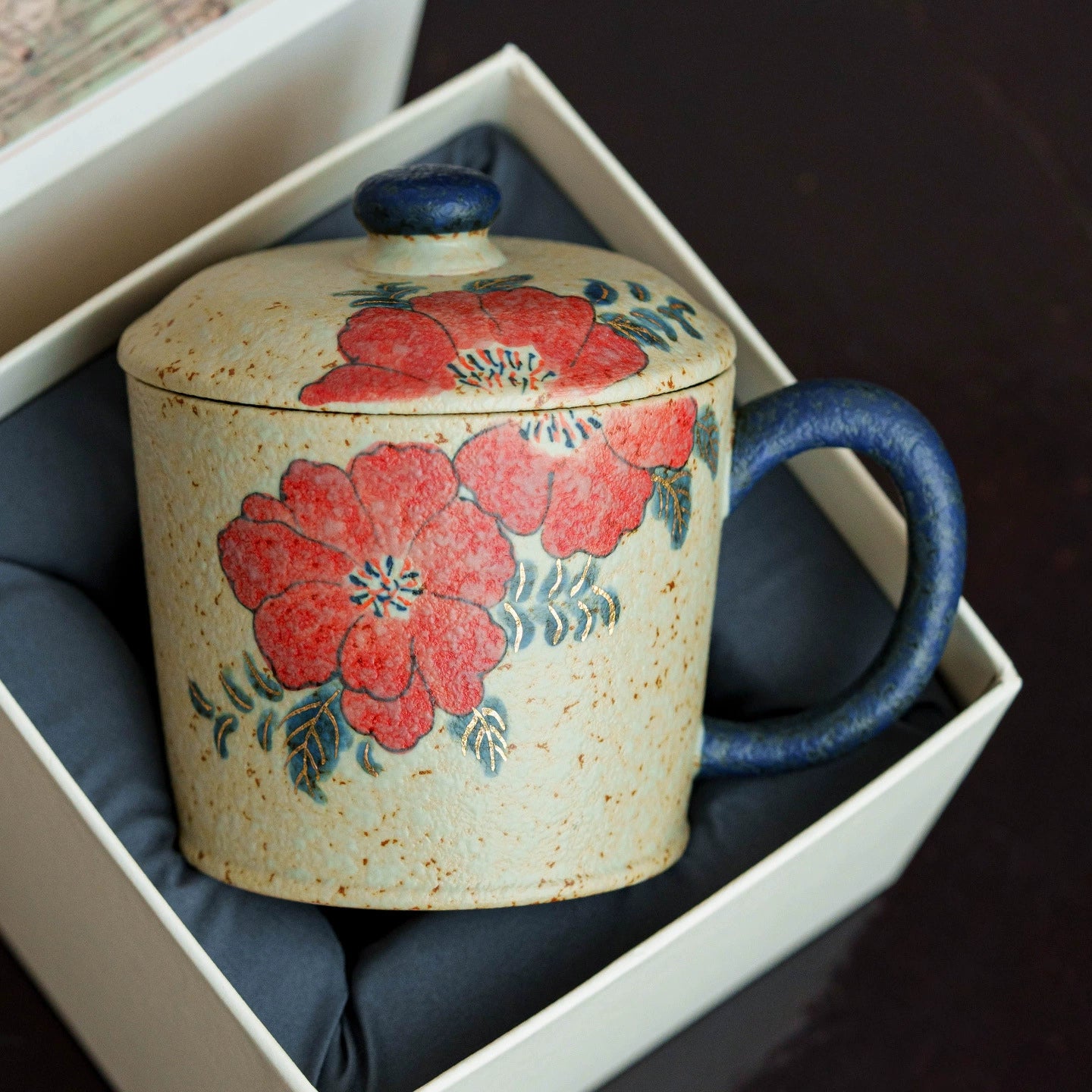 Ceramic tea mug set with porcelain spoon and floral lid
