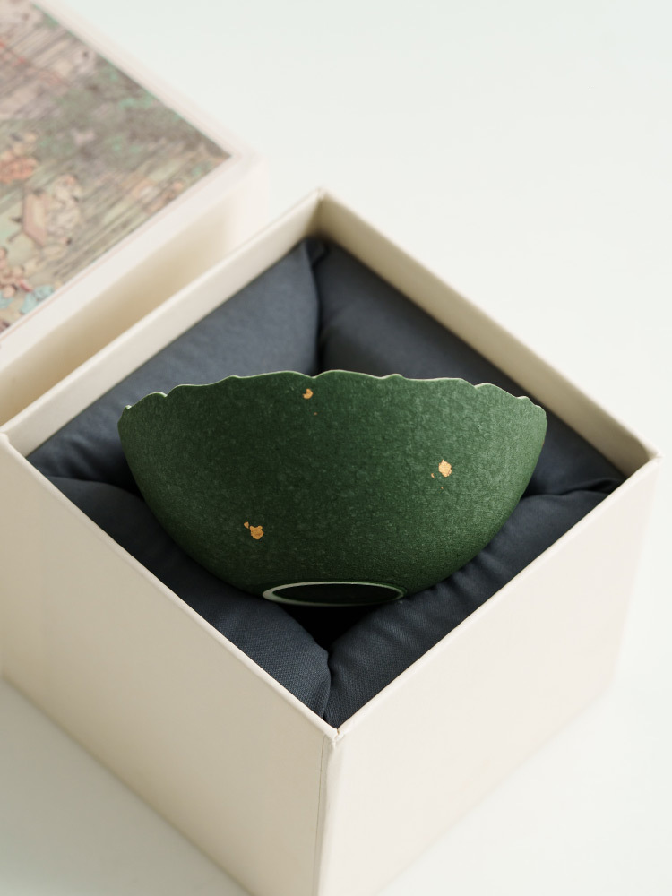 Classic handmade green teacup for Chinese tea rituals