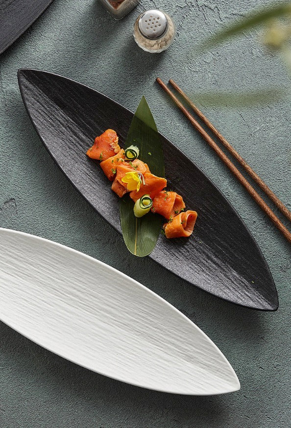 Contemporary serving plate for minimalist food styling

