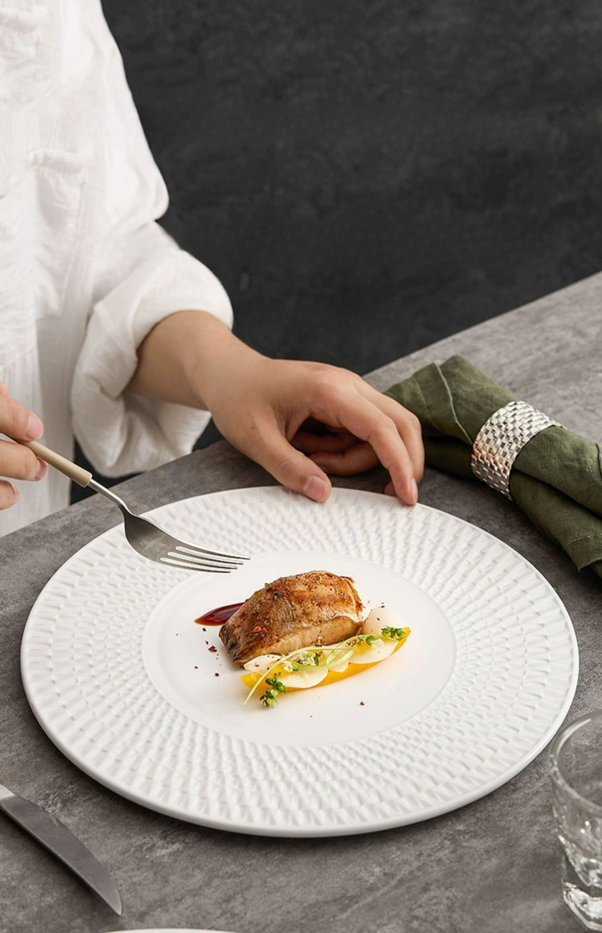 Contemporary textured plate for fine dining presentation