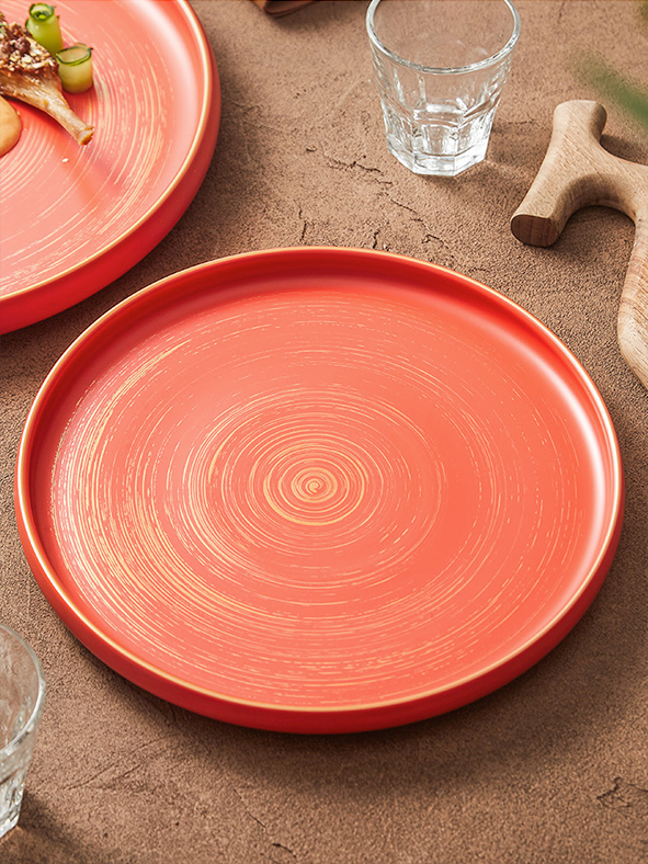 Elegant handcrafted matte plate with gold-brushed rim design