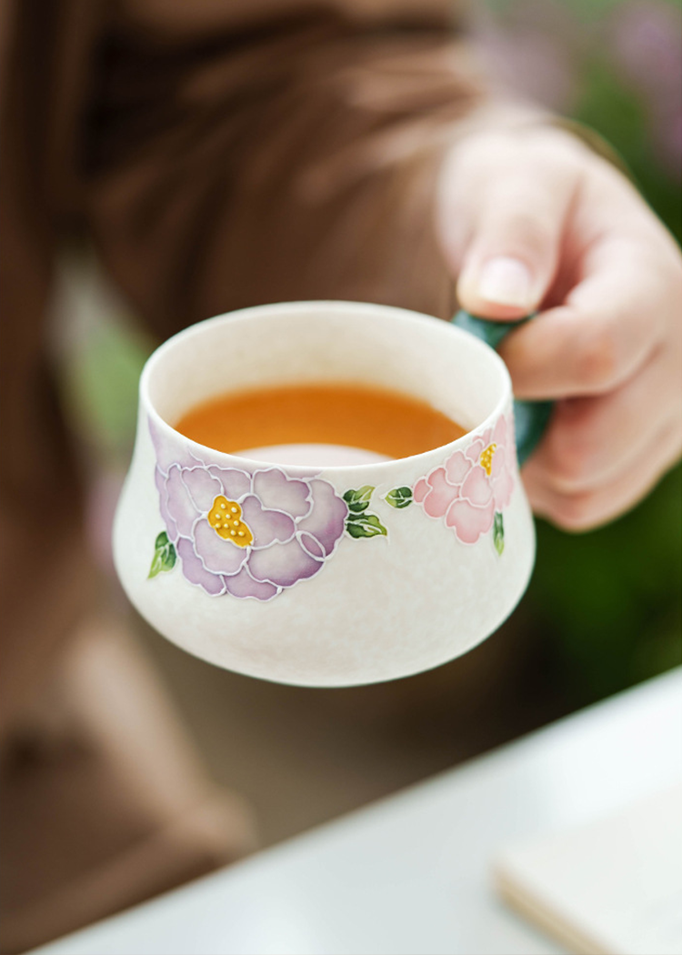 Floral ceramic tea cup for home tea brewing