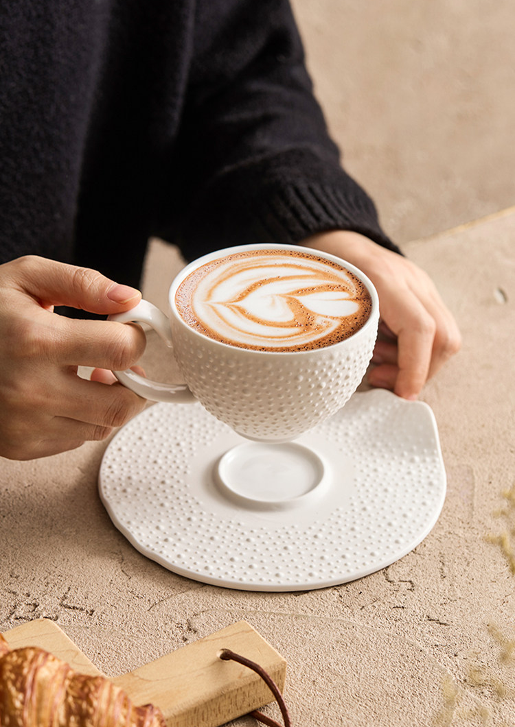 GOSEUNG Heritage Collection matte white artisanal coffee service.