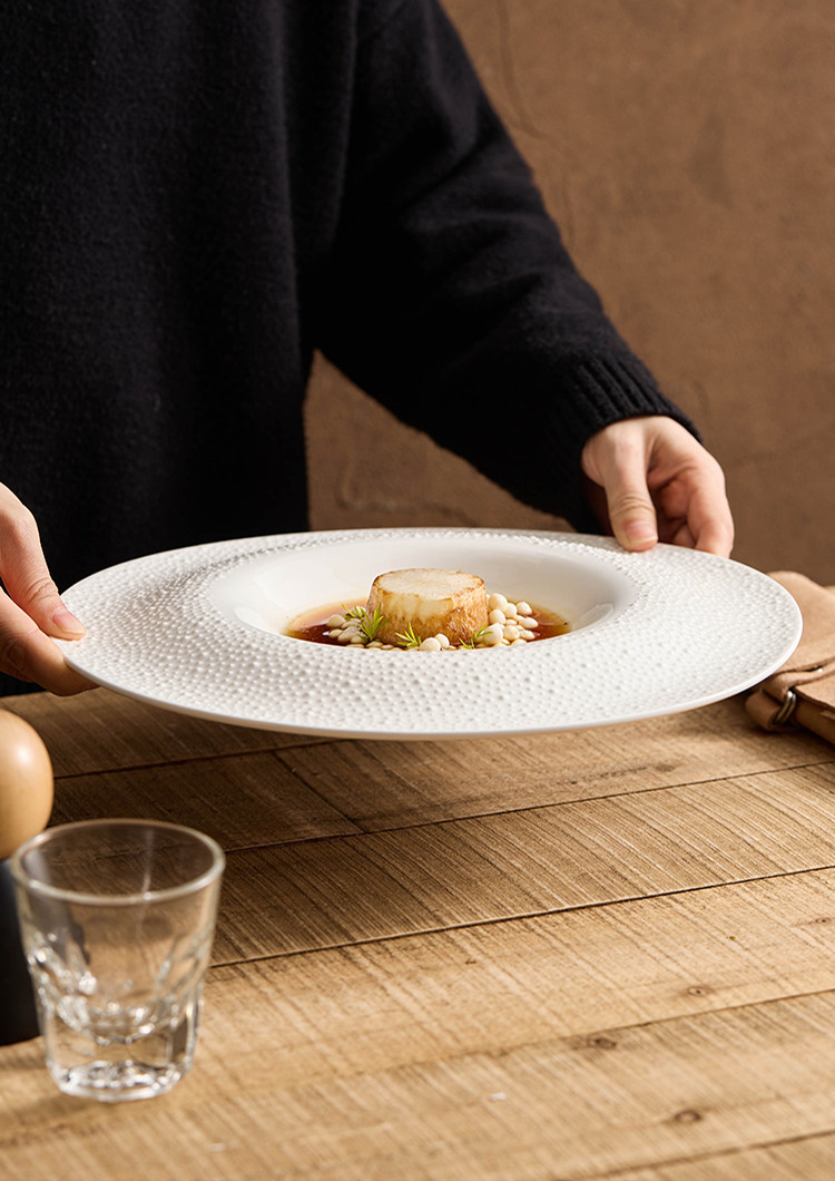 GOSEUNG Heritage Collection textured matte white artisanal well plate.