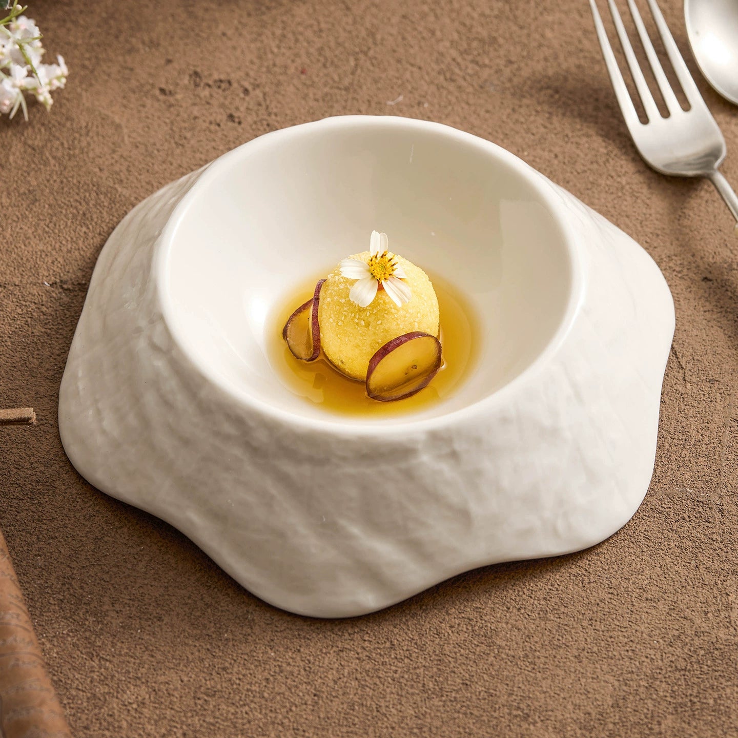 GOSEUNG Moon White sculpted ceramic bowl with asymmetric floral texture