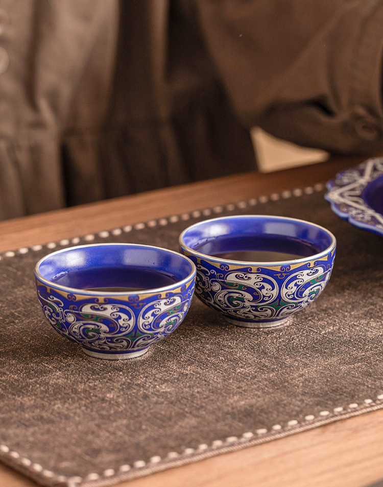 GOSEUNG fine porcelain cup inspired by Chinese imperial artistry