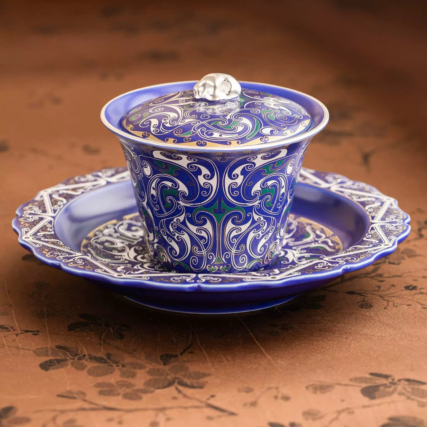 GOSEUNG royal blue porcelain tea gaiwan with silver ornamentation