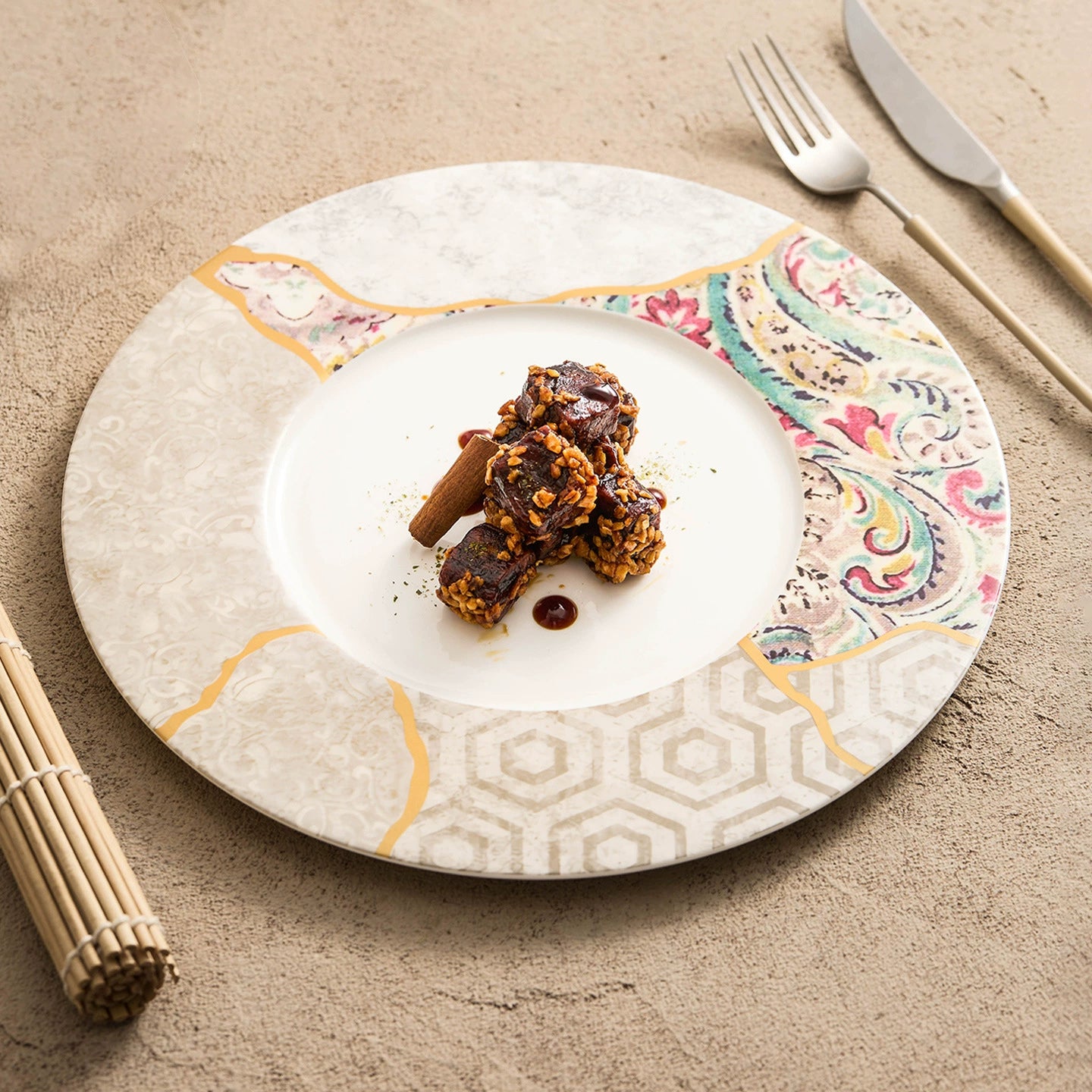 GOSEUNG silk mosaic porcelain dinner plate with gold kintsugi-style rim