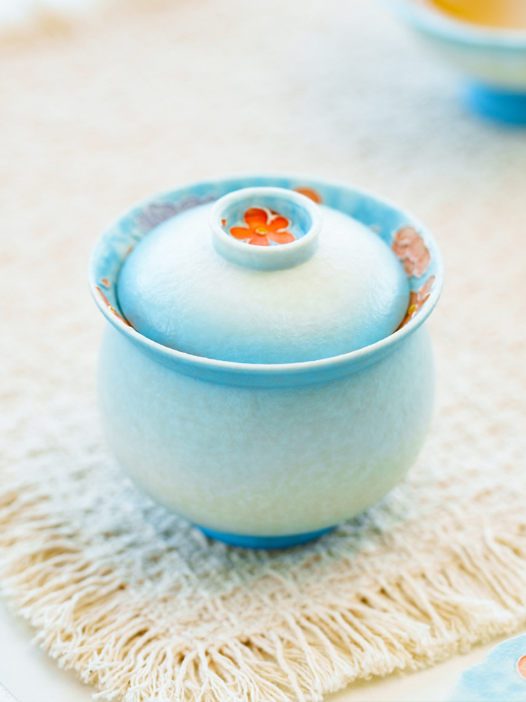 Gaiwan for aroma retention and even brewing