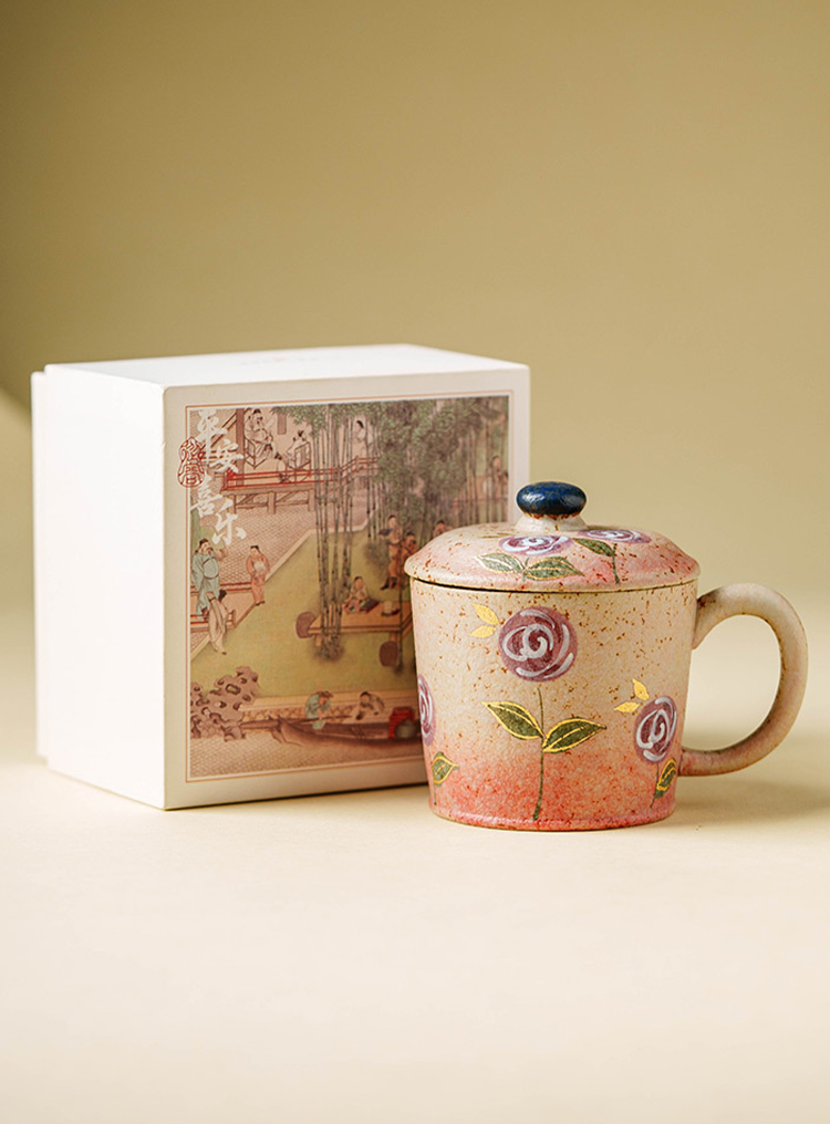 Gift-box ceramic mug set with porcelain spoon and wooden saucer
