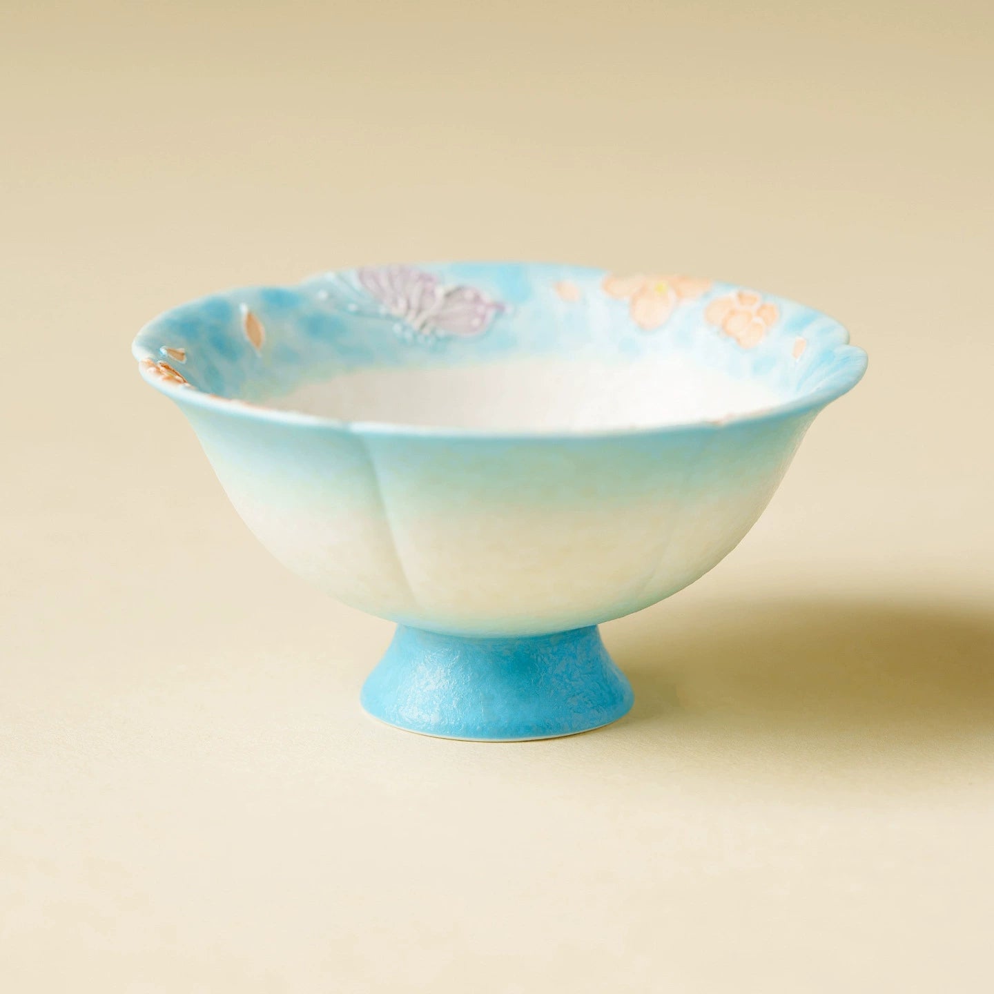 Hand-painted high-foot floral ceramic tea cup