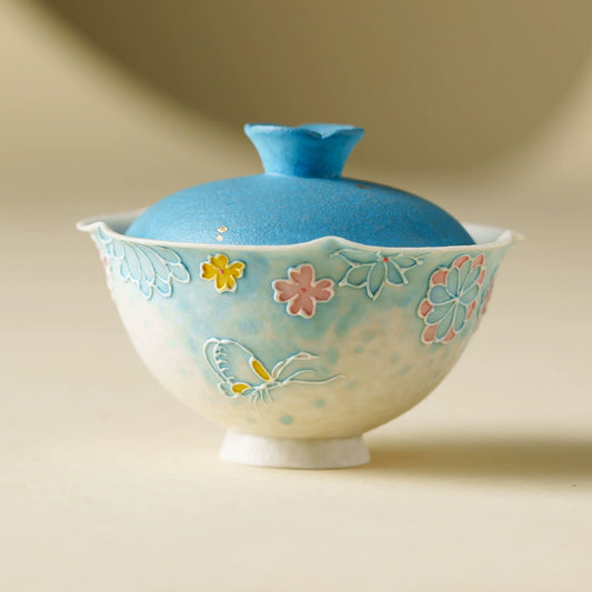 Handmade ceramic gaiwan with floral design