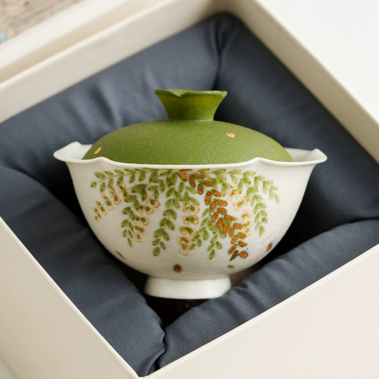 Handmade green ceramic gaiwan for Kung Fu tea