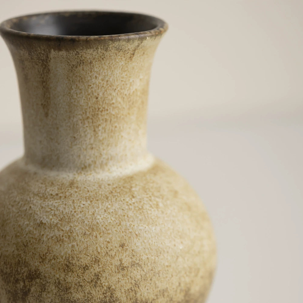 Indoor tabletop ceramic vase for minimalist decor