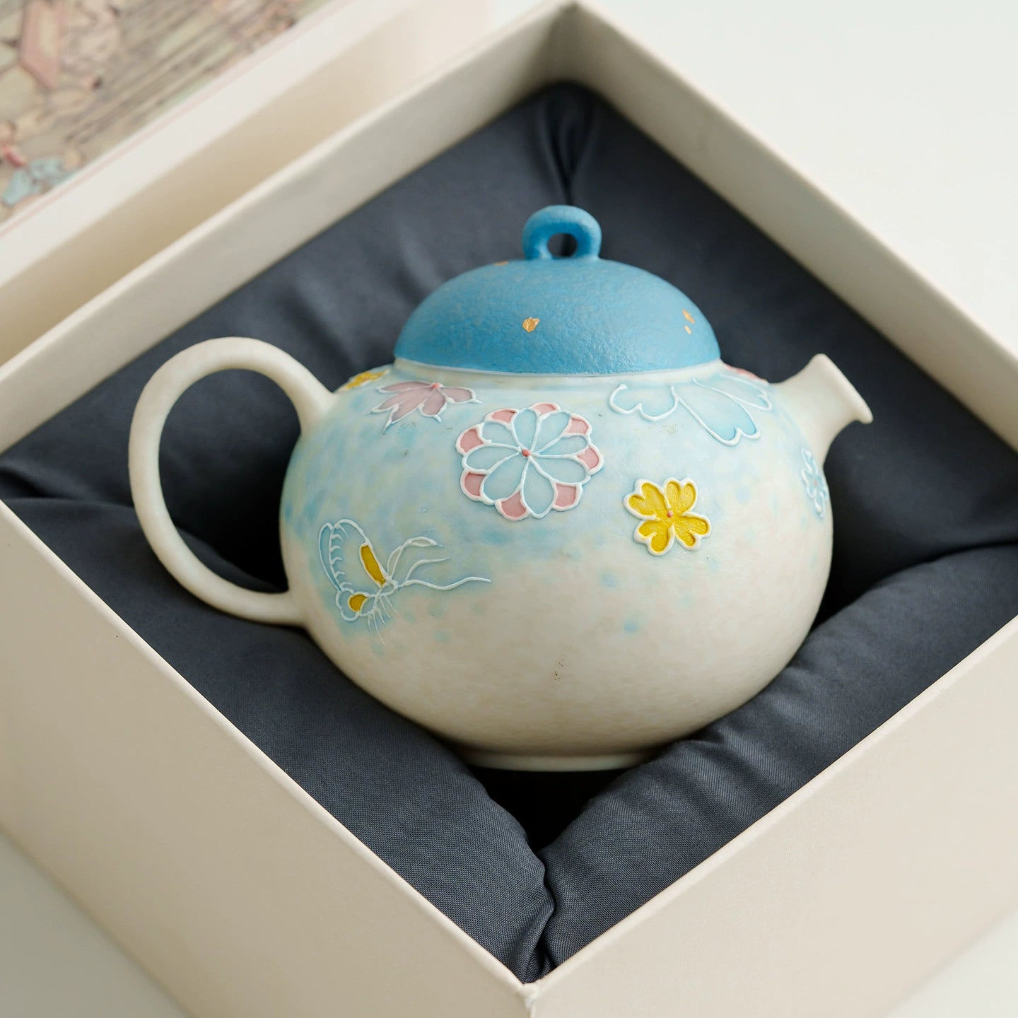 Kung Fu tea pot ceramic design
