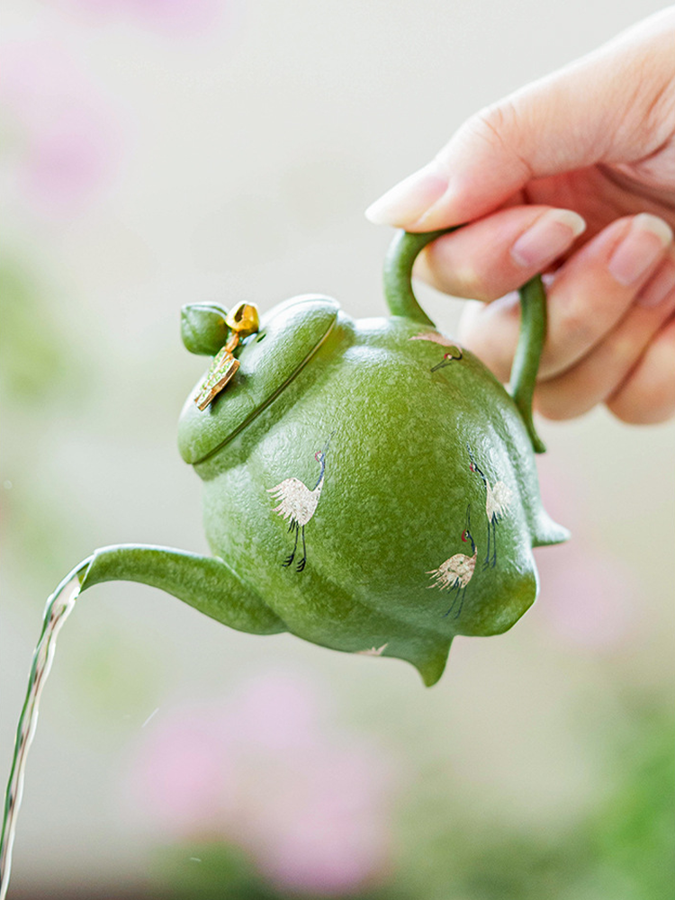 Luxury Ceramic Teapot with Enamel Butterfly Lid Detail