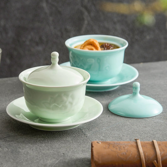 Luxury porcelain stewing cup with lotus relief and matching lid