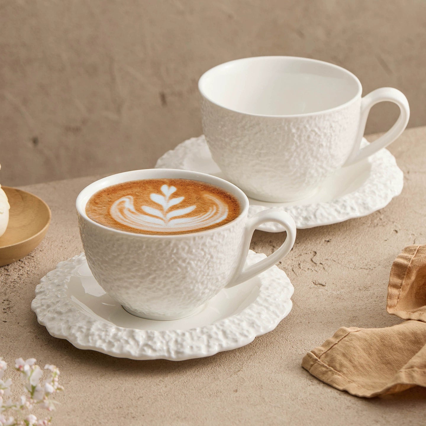 Luxury stone-textured coffee cup perfect for latte and cappuccino