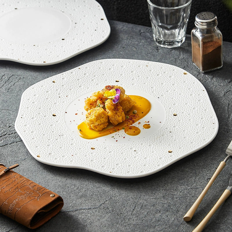 Matte white ceramic plate with glossy center for restaurant plating