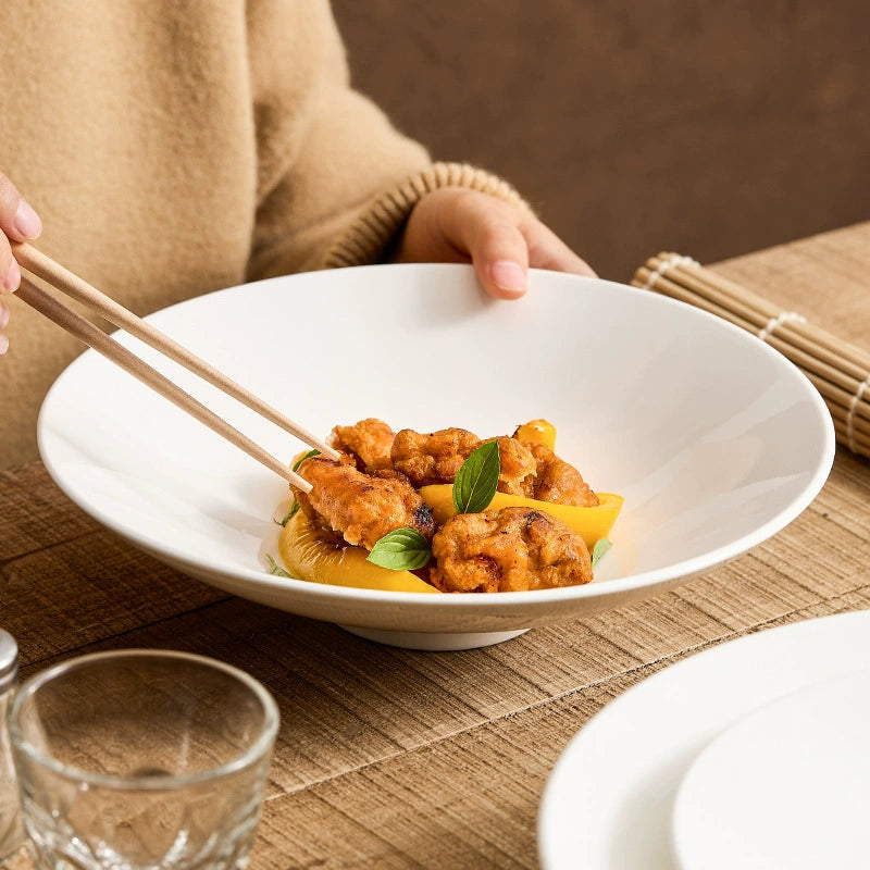 Minimalist Japanese-style porcelain bowl