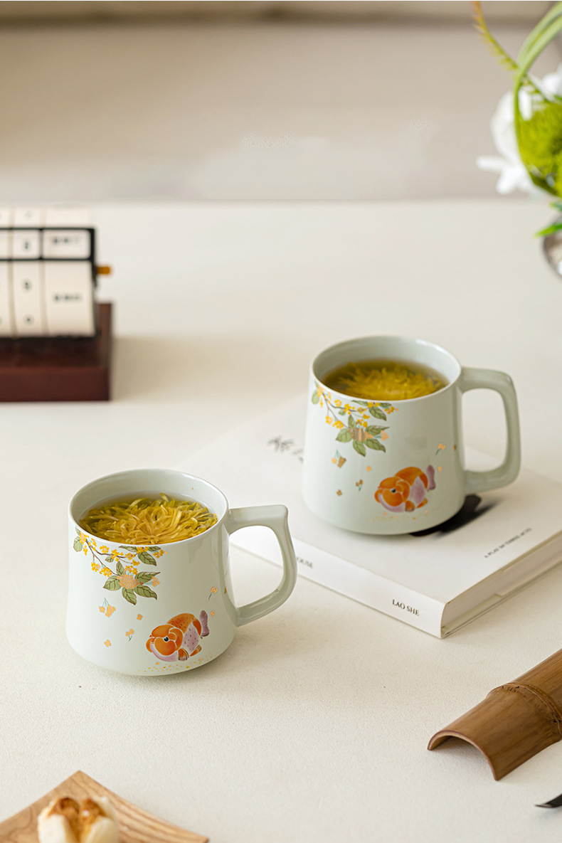 Minimalist ceramic mug for tea or coffee by GOSEUNG