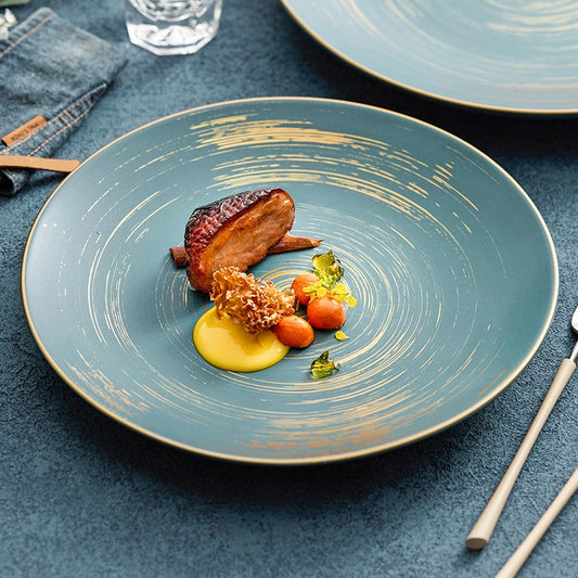Minimalist swirl-pattern ceramic tableware

