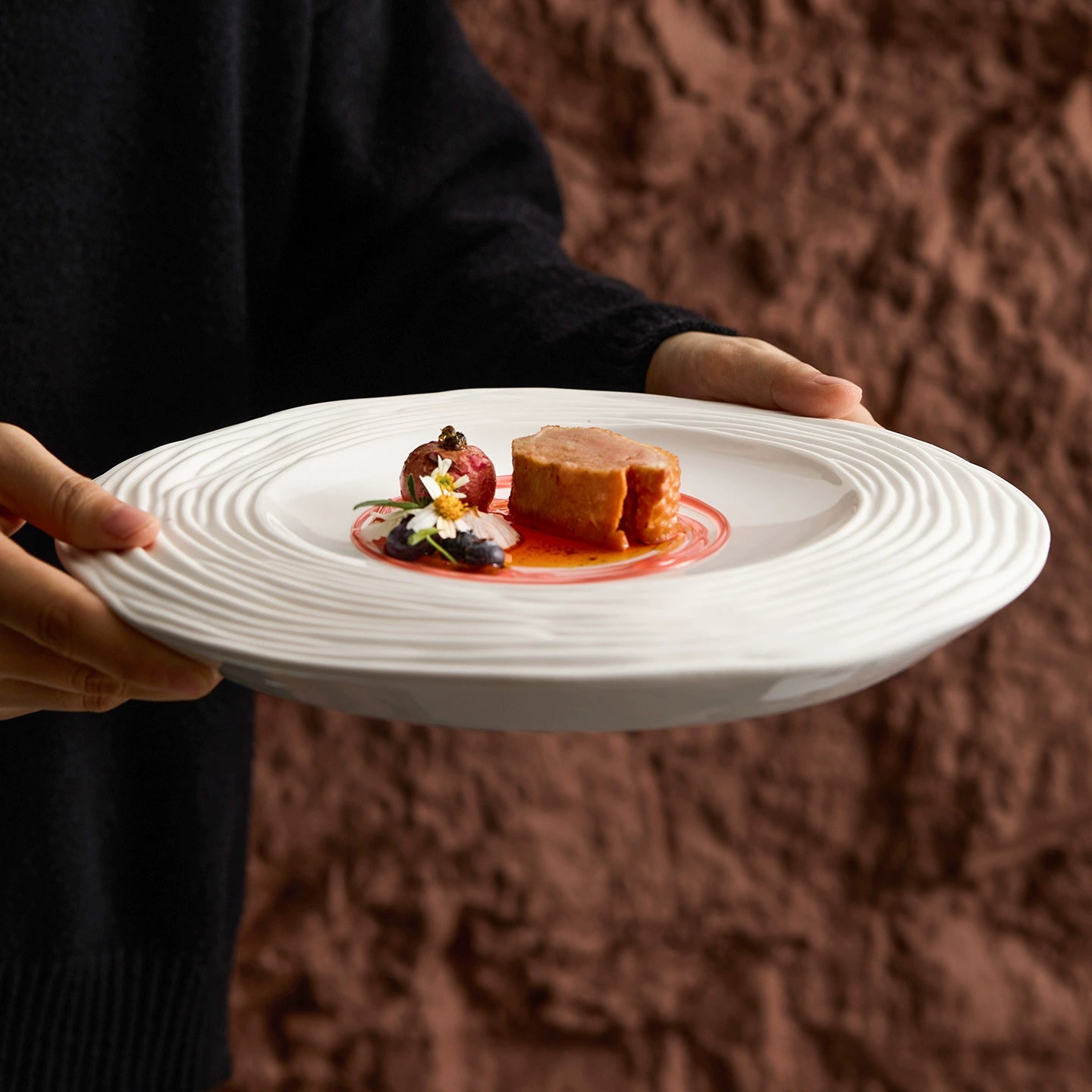 Minimalist white dinnerware for fine presentation
