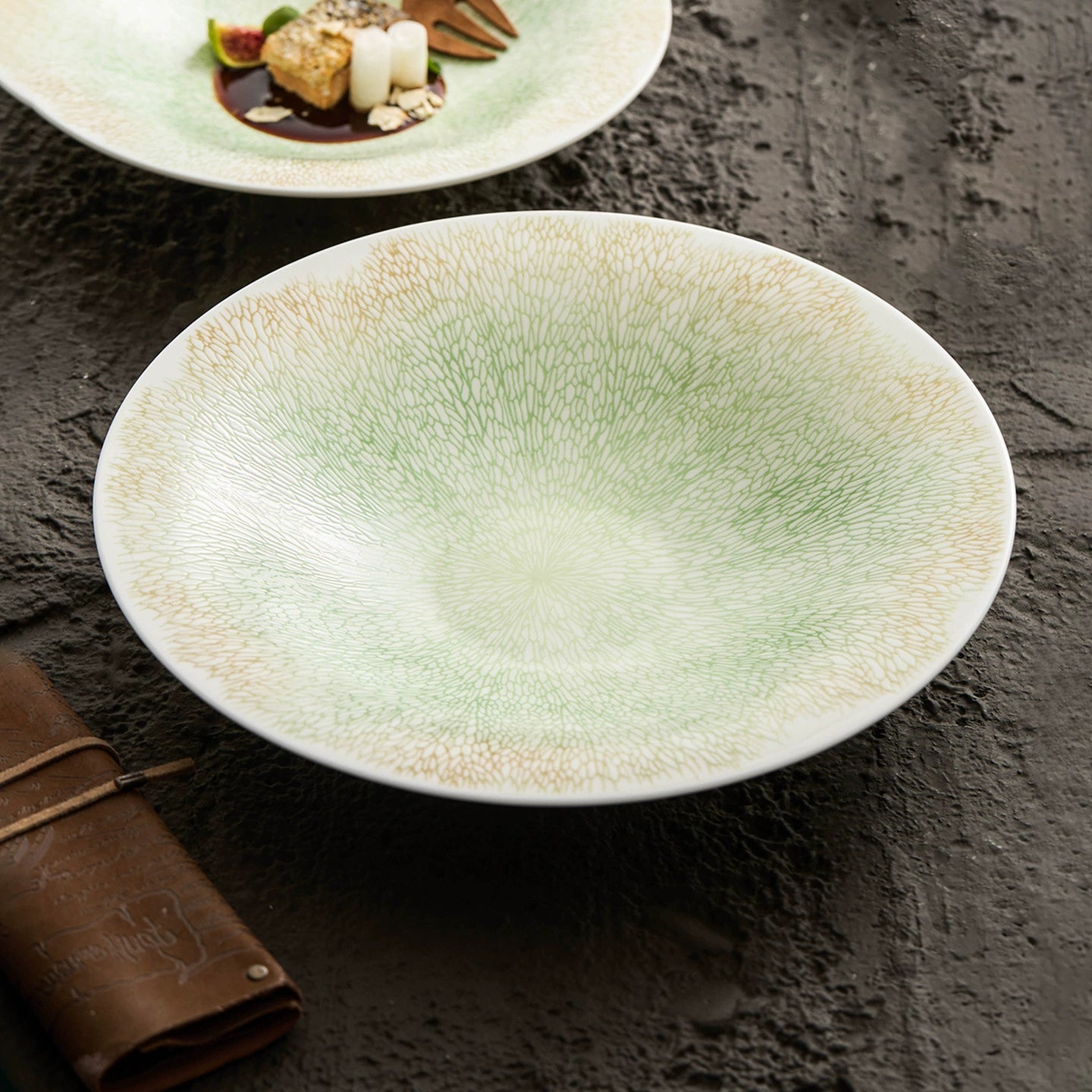 Ceramic deep plating bowl ideal for pasta and risotto