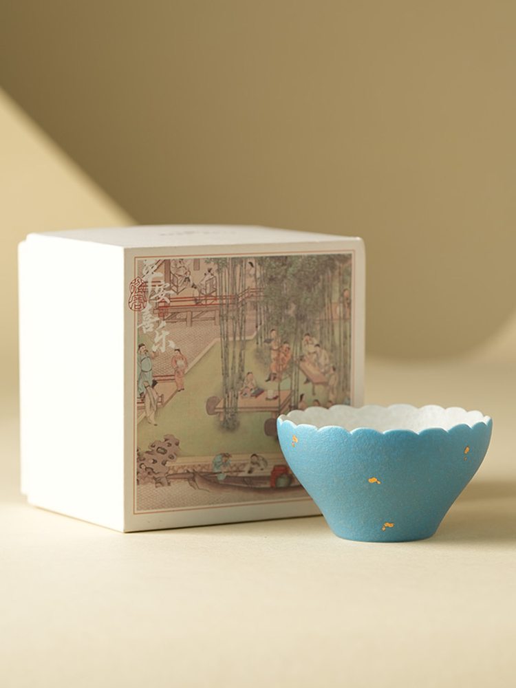 Modern Chinese ceramic tea cup with simple design