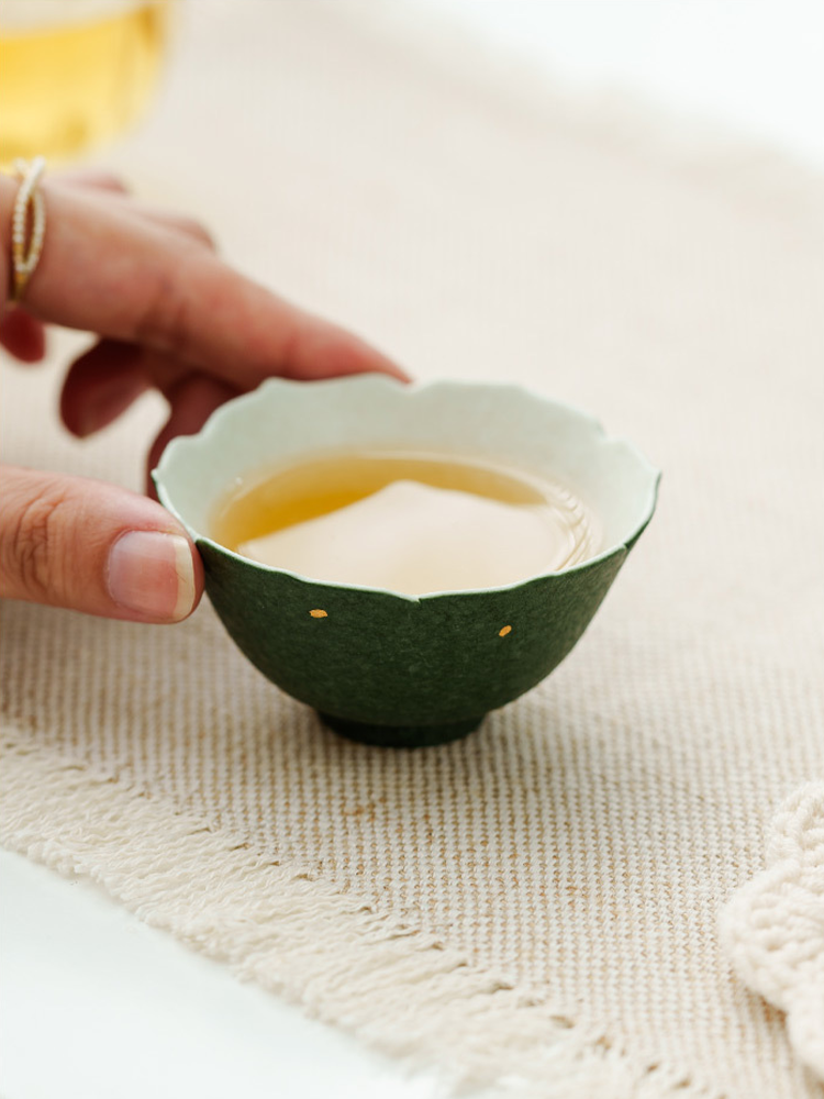 Modern green ceramic tea cup for daily tea