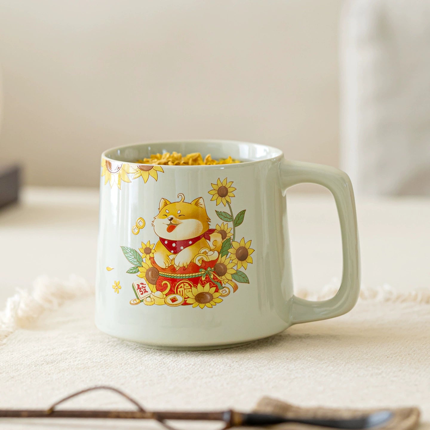 Story Mug with cheerful Shiba and floral art