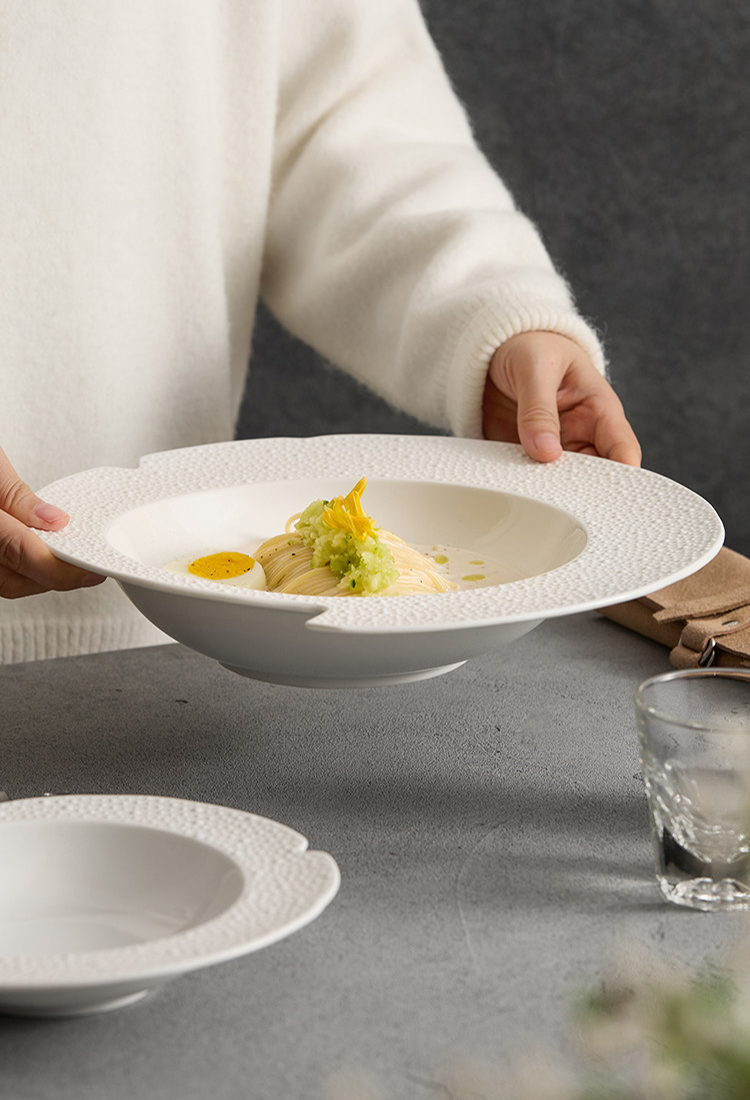 Substantial 1125g large ceramic plating vessel for luxury catering services.