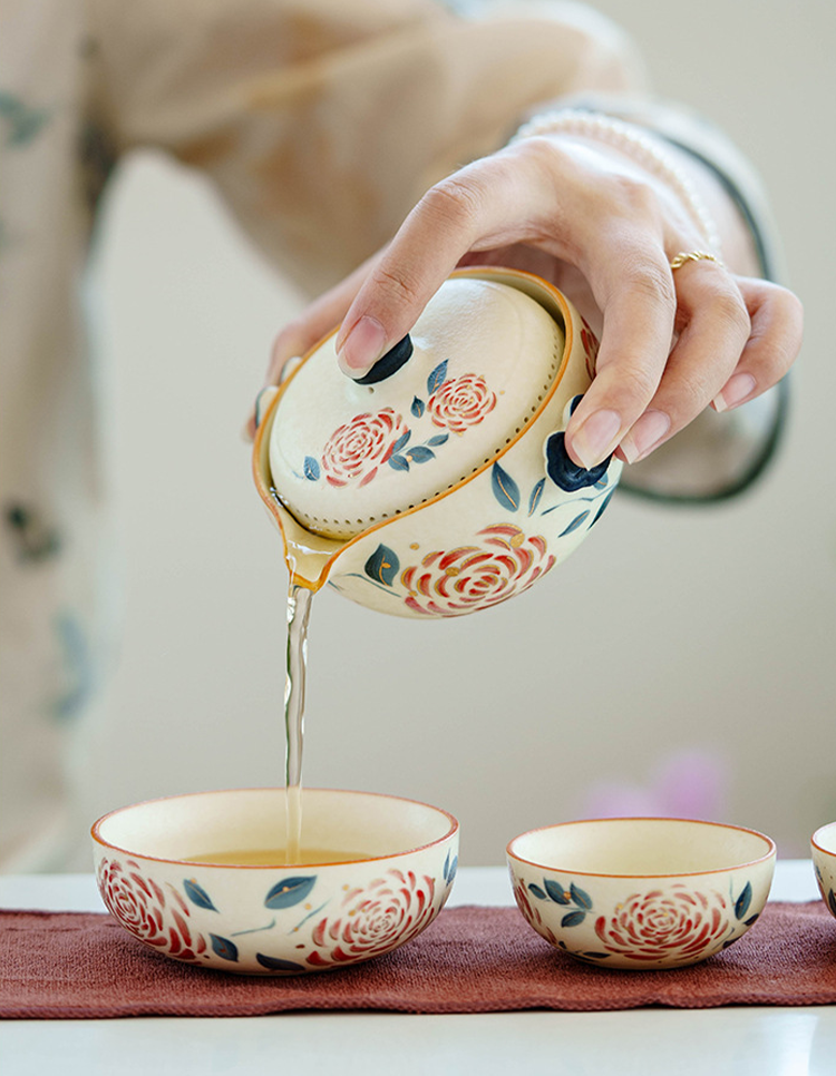 Tea ceremony set with portable pouch
