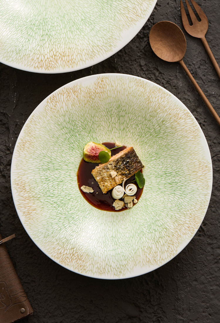 Wide deep ceremonial bowl for modern culinary expression