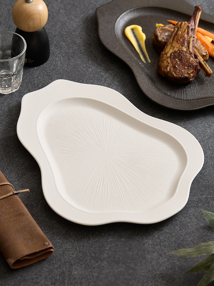goseung luxury stoneware dinnerware item in matte black and white